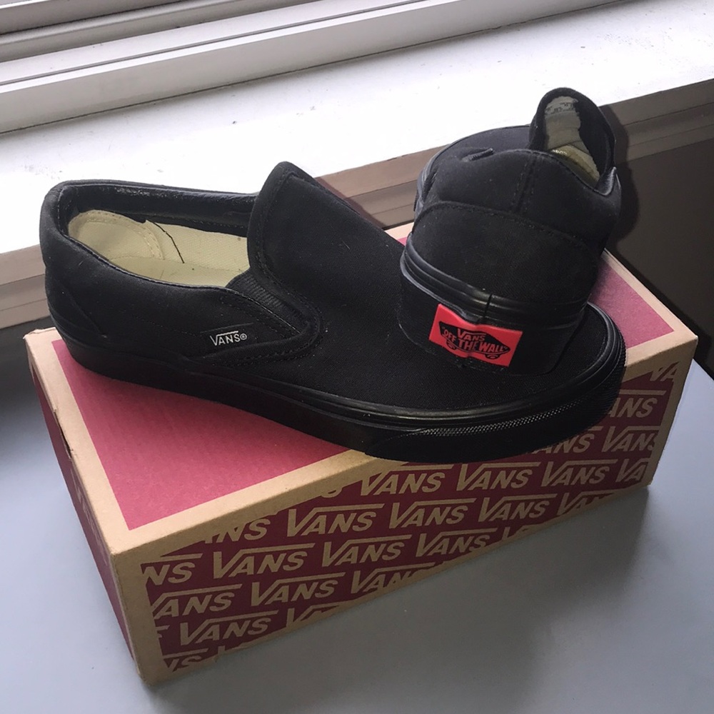 Black size U.S 6 woman’s vans